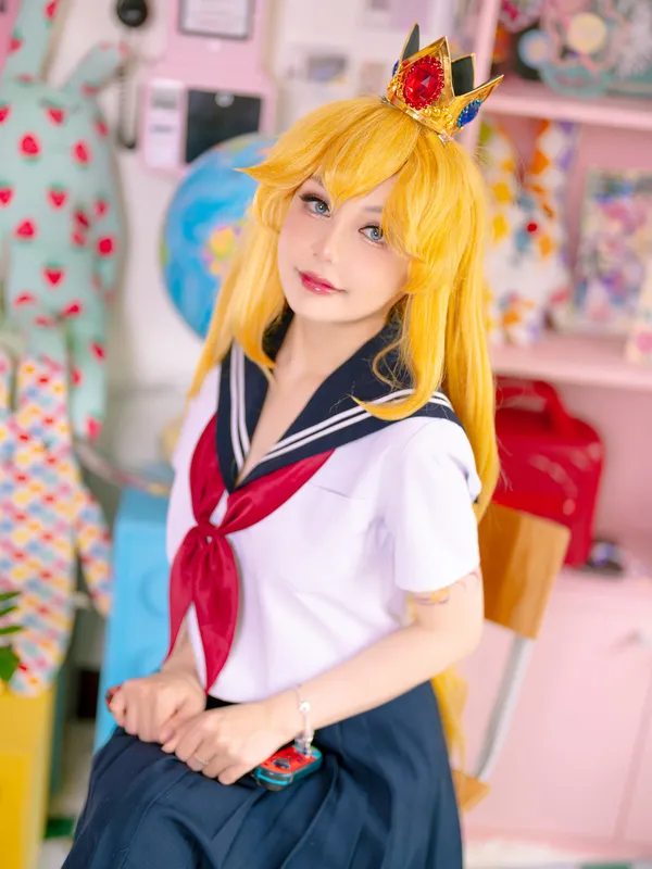 Peach School Girl - joyce